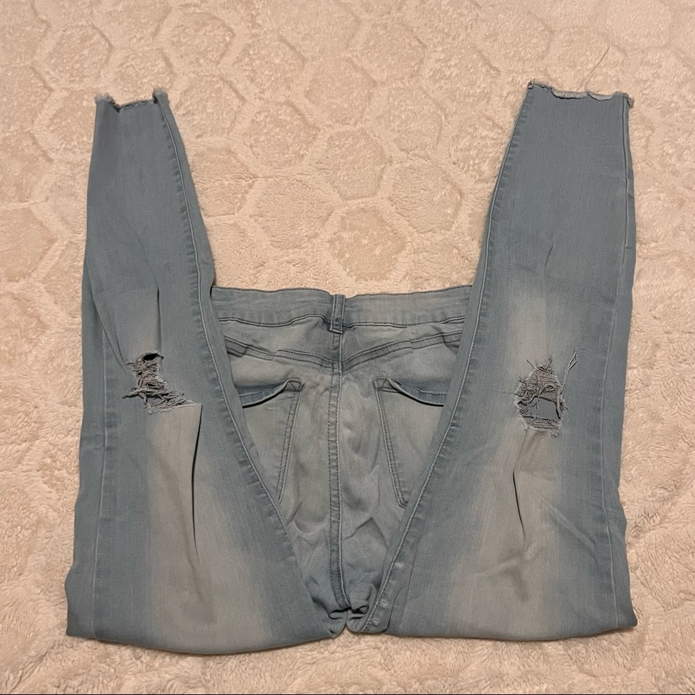 Refuge Women’s Ripped Jeans - Picture 2 of 3